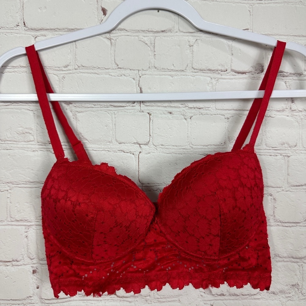 LAURA ASHLEY WOMENS red LACE BRA PADDED ADJ. STRAP Sz 34C GUC